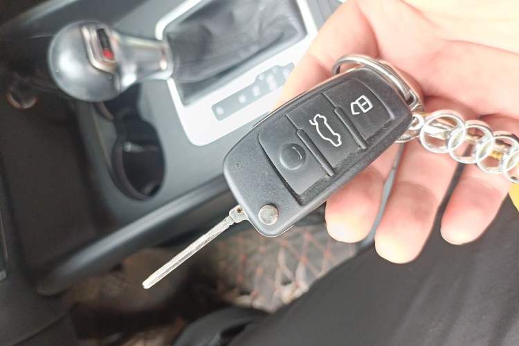 Used Audi A3 2015 Sportback 35 TFSI Manual Ambition Edition Vehicle Key