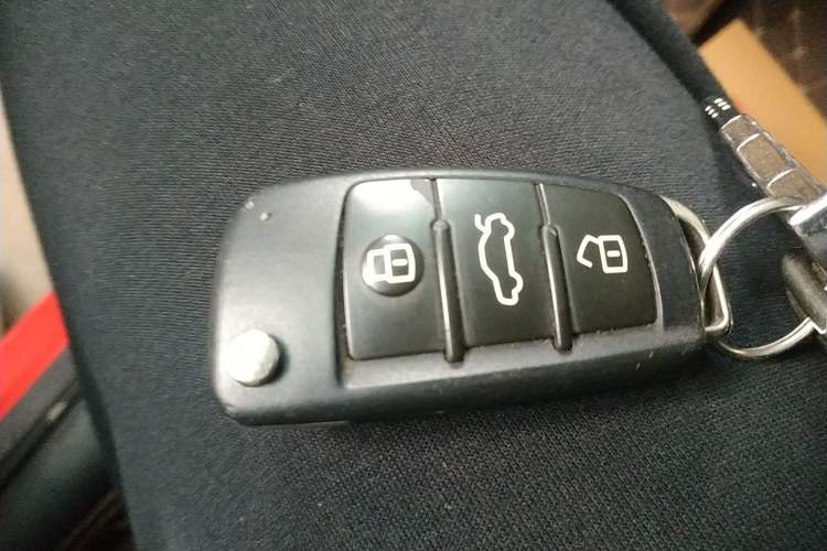 Used Audi A3 2015 Limousine 35 TFSI Millionth Anniversary Comfort Model Vehicle Key