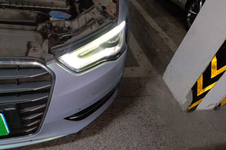 Used Audi A3 2015 Sportback 40 TFSI Automatic Comfort Model Engine Bay Left