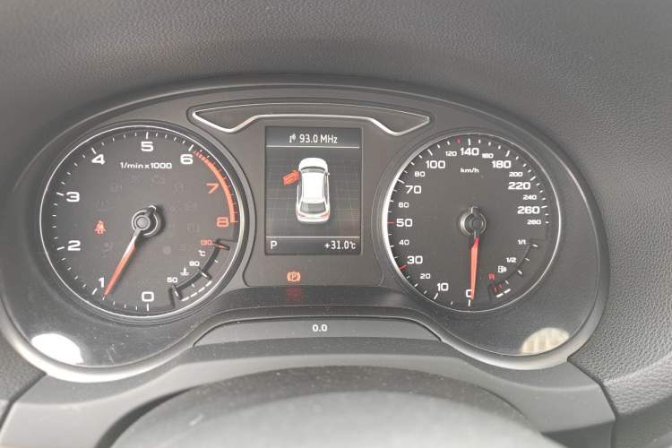 Used Audi A3 2015 Sportback 40 TFSI Automatic Luxury Model Instrument Cluster