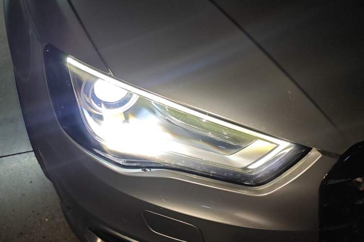Used Audi A3 2015 Sportback 45 TFSI S line sports model Right Front Headlight