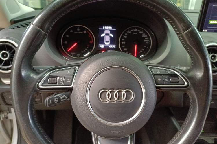 Used Audi A3 2015 Limousine 35 TFSI Millionth Anniversary Intelligent Leading Model Steering Wheel