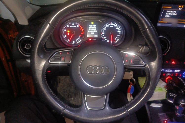 Used Audi A3 2015 Sportback 40 TFSI Automatic Comfort Model Steering Wheel