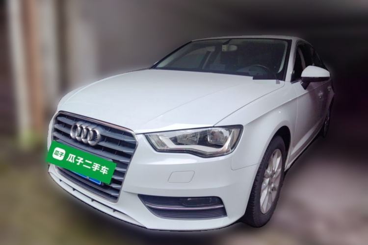 Used Audi A3 2015 Sportback 35 TFSI Manual Ambition Edition Guazi used car, China used car export, Used car for sale, Used Audi cars, Cheapest cars for sale