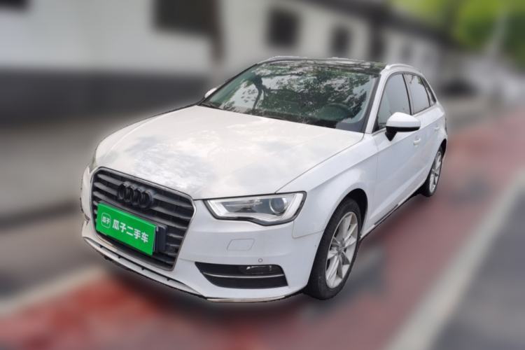 Used Audi A3 2015 Limousine 40 TFSI Automatic Comfort Model Guazi used car, China used car export, Used car for sale, Used cars, Cheapest cars for sale