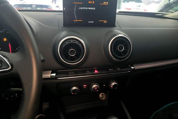 Used Audi A3 2015 Sportback 35 TFSI Millionth Anniversary Intelligent Leading Model Audio And AC Panel