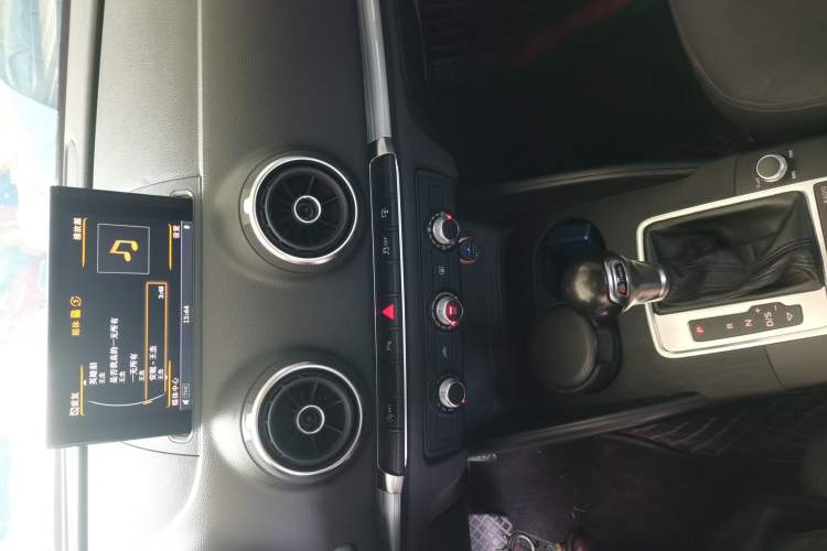 Used Audi A3 2015 Limousine 35 TFSI Millionth Anniversary Intelligent Leading Model Audio And AC Panel
