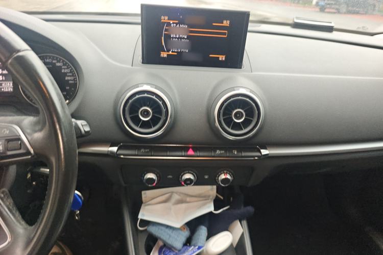 Used Audi A3 2015 Sportback 35 TFSI Manual Ambition Edition Audio And AC Panel