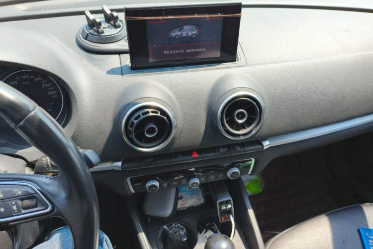 Used Audi A3 2015 Sportback 35 TFSI Millionth Anniversary Comfort Model Audio And AC Panel