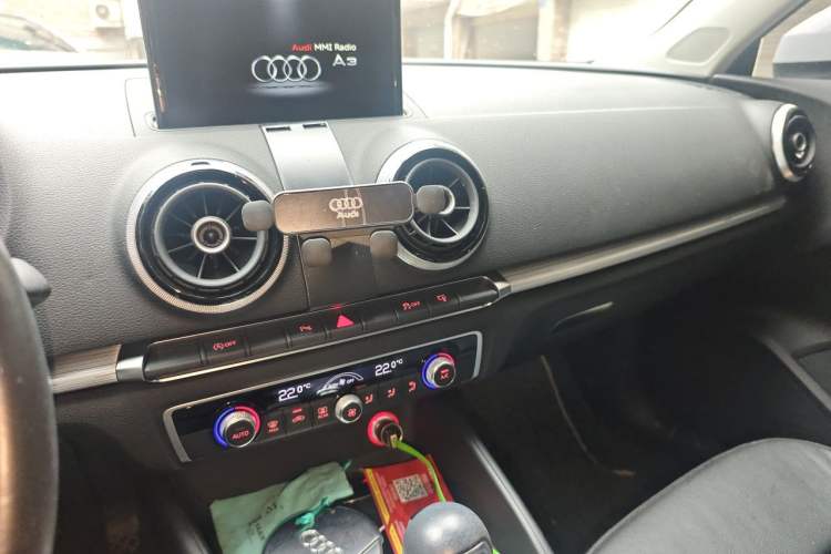 Used Audi A3 2015 Sportback 35 TFSI Millionth Anniversary Comfort Model Audio And AC Panel