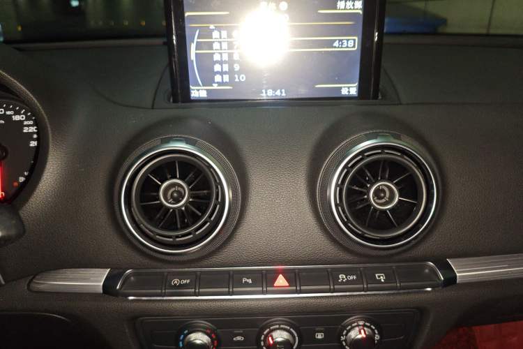 Used Audi A3 2015 Limousine 35 TFSI Millionth Anniversary Intelligent Leading Model Audio And AC Panel