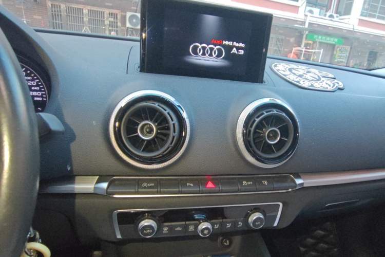 Used Audi A3 2015 Limousine 35 TFSI Millionth Anniversary Comfort Model Audio And AC Panel