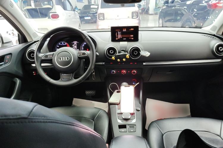 Used Audi A3 2015 Limousine 35 TFSI Millionth Anniversary Intelligent Leading Model Center Console