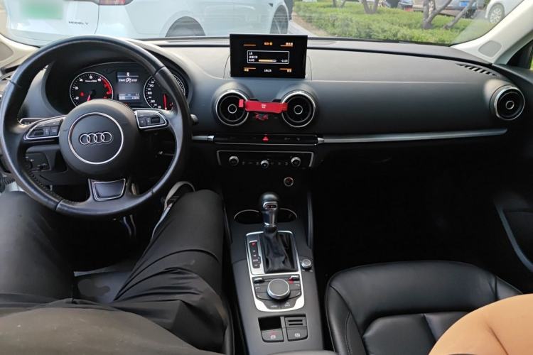 Used Audi A3 2015 Sportback 35 TFSI Millionth Anniversary Comfort Model Center Console