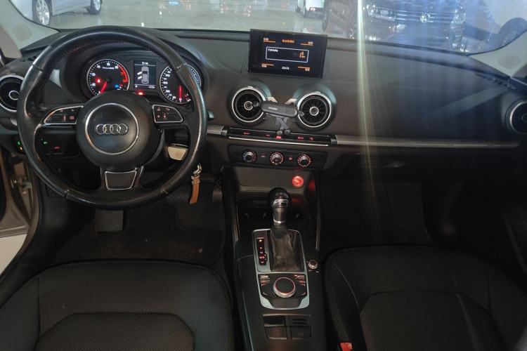Used Audi A3 2015 Sportback 35 TFSI Millionth Anniversary Intelligent Leading Model Center Console