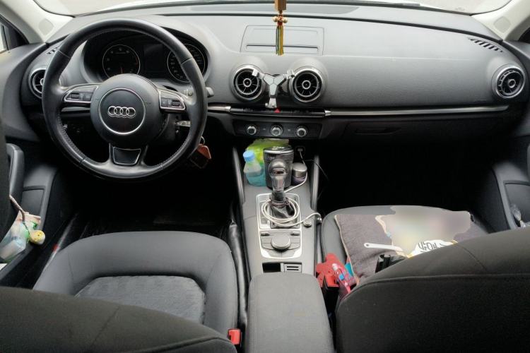 Used Audi A3 2015 Sportback 35 TFSI Millionth Anniversary Intelligent Leading Model Center Console