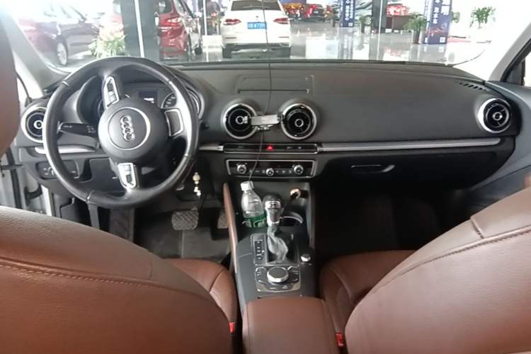 Used Audi A3 2015 Sportback 35 TFSI Millionth Anniversary Comfort Model Center Console