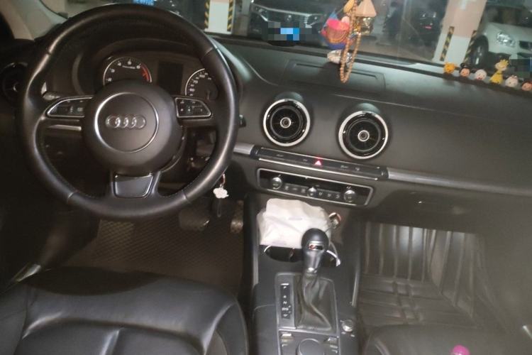 Used Audi A3 2015 Sportback 35 TFSI Millionth Anniversary Comfort Model Center Console
