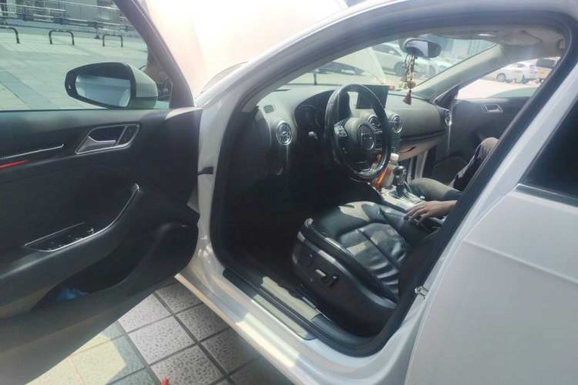 Used Audi A3 2015 Sportback 40 TFSI Automatic Comfort Model Driver Seat