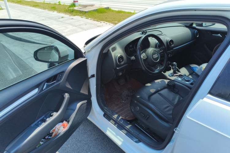 Used Audi A3 2015 Sportback 35 TFSI Millionth Anniversary Comfort Model Driver Seat
