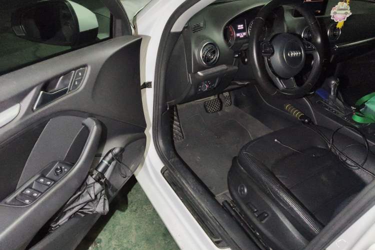 Used Audi A3 2015 Limousine 35 TFSI Millionth Anniversary Intelligent Leading Model Driver Seat