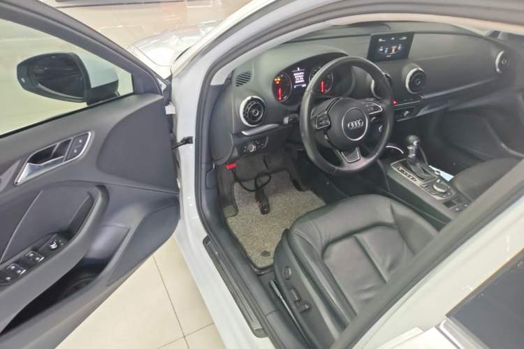 Used Audi A3 2015 Sportback 35 TFSI Millionth Anniversary Comfort Model Driver Seat