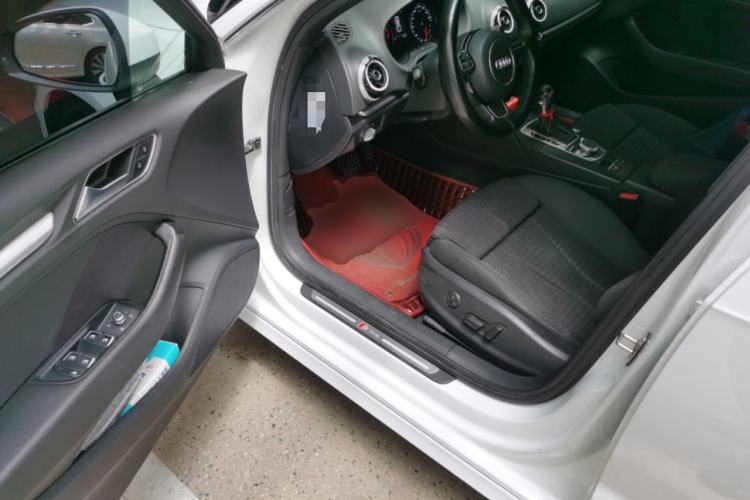 Used Audi A3 2015 Sportback 45 TFSI S line sports model Driver Seat