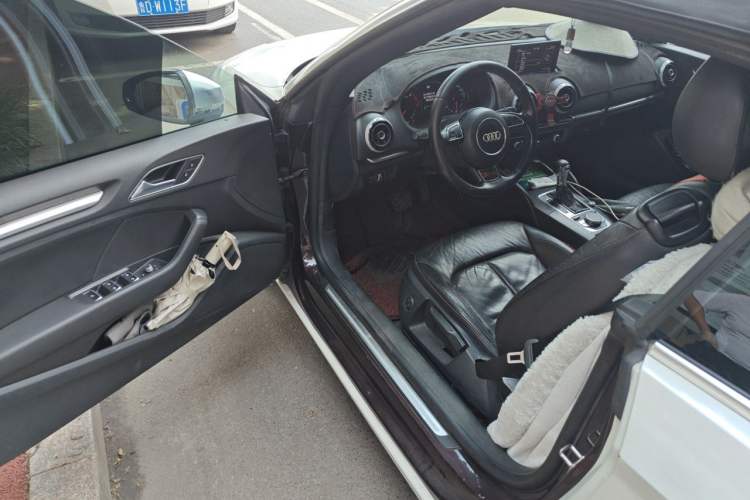 Used Audi A3 2015 Cabriolet 40 TFSI Driver Seat