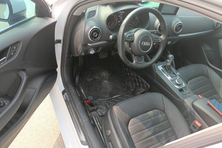 Used Audi A3 2015 Limousine 35 TFSI Millionth Anniversary Intelligent Leading Model Driver Seat