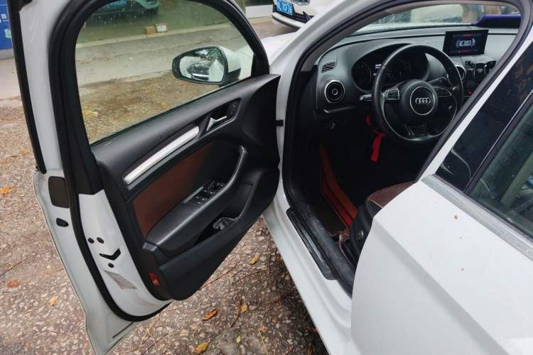 Used Audi A3 2015 Limousine 35 TFSI Millionth Anniversary Intelligent Leading Model Driver Seat