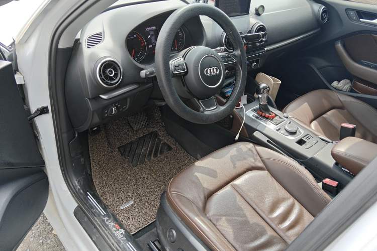 Used Audi A3 2015 Sportback 35 TFSI Millionth Anniversary Comfort Model Driver Seat