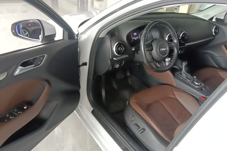 Used Audi A3 2015 Sportback 35 TFSI Millionth Anniversary Comfort Model Driver Seat