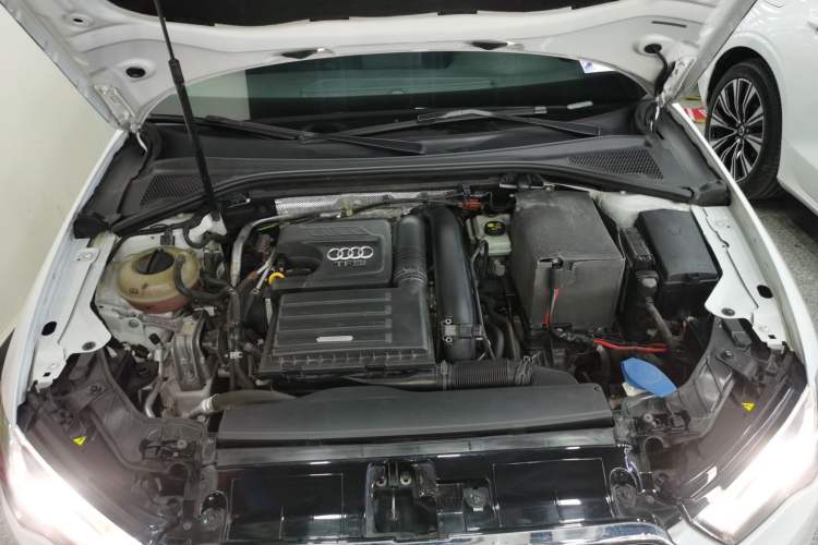 Used Audi A3 2015 Sportback 35 TFSI Millionth Anniversary Comfort Model Engine Bay