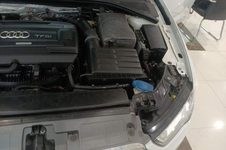 Used Audi A3 2015 Sportback 40 TFSI Automatic Comfort Model Engine Bay Left
