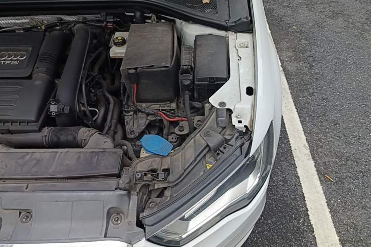 Used Audi A3 2015 Sportback 35 TFSI Millionth Anniversary Comfort Model Engine Bay Left