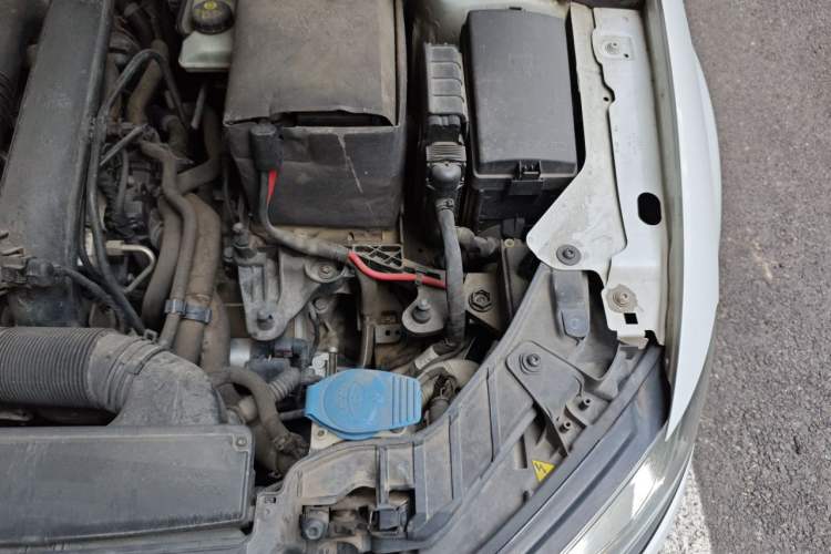 Used Audi A3 2015 Limousine 35 TFSI Millionth Anniversary Comfort Model Engine Bay Left