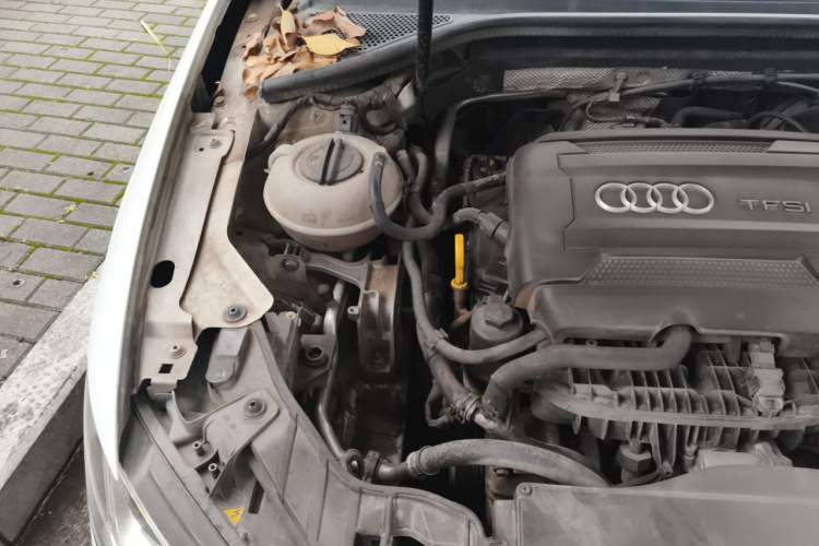 Used Audi A3 2015 Sportback 45 TFSI S line sports model Engine Bay Right