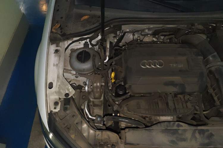 Used Audi A3 2015 Cabriolet 40 TFSI Engine Bay Right