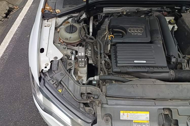 Used Audi A3 2015 Sportback 35 TFSI Millionth Anniversary Comfort Model Engine Bay Right