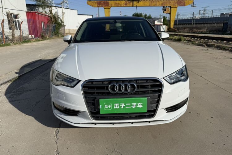 Used Audi A3 2015 Limousine 35 TFSI Millionth Anniversary Comfort Model Exterior 3