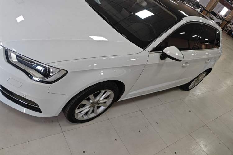 Used Audi A3 2015 Sportback 35 TFSI Millionth Anniversary Comfort Model Exterior 3