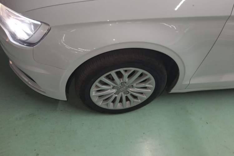 Used Audi A3 2015 Limousine 35 TFSI Millionth Anniversary Intelligent Leading Model Exterior 4