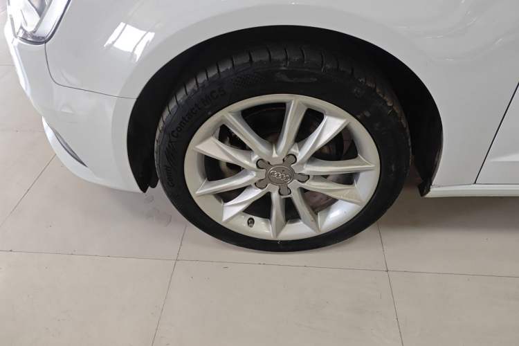 Used Audi A3 2015 Sportback 35 TFSI Millionth Anniversary Comfort Model Exterior 7