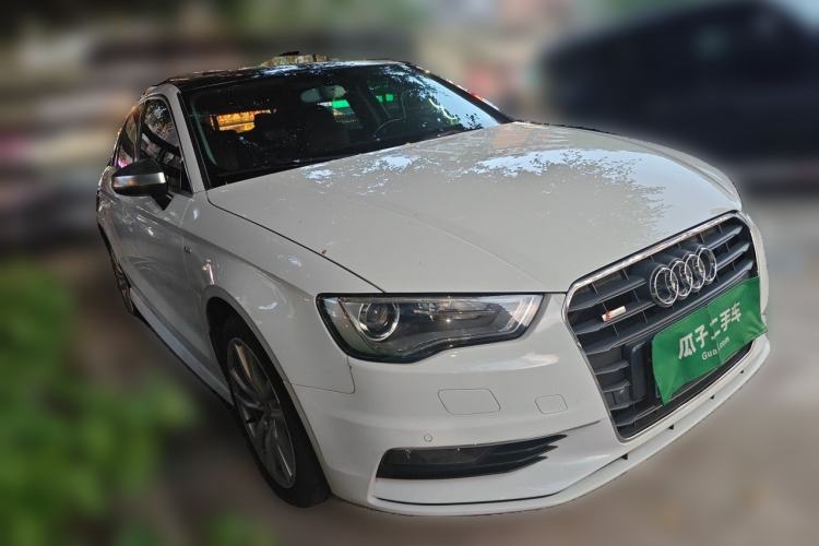 Used Audi A3 2015 Limousine 40 TFSI Automatic Comfort Model Front Right 45 Deg