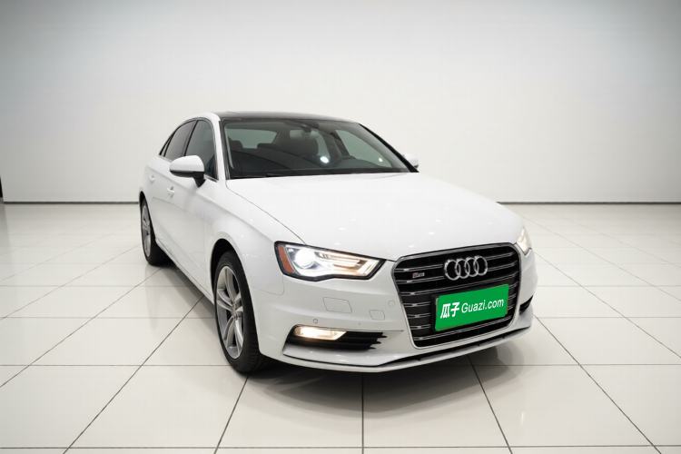 Used Audi A3 2015 Limousine 40 TFSI Automatic Luxury Model Front Right 45 Deg