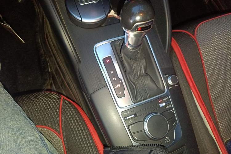 Used Audi A3 2015 Sportback 35 TFSI Millionth Anniversary Intelligent Leading Model Gear Lever