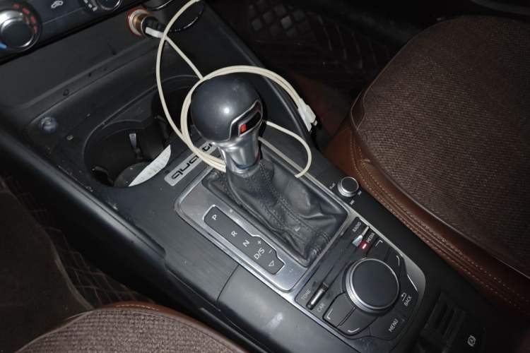 Used Audi A3 2015 Limousine 35 TFSI Millionth Anniversary Intelligent Leading Model Gear Lever