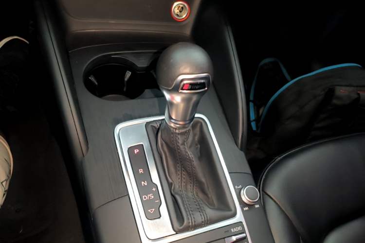 Used Audi A3 2015 Sportback 35 TFSI Millionth Anniversary Intelligent Leading Model Gear Lever