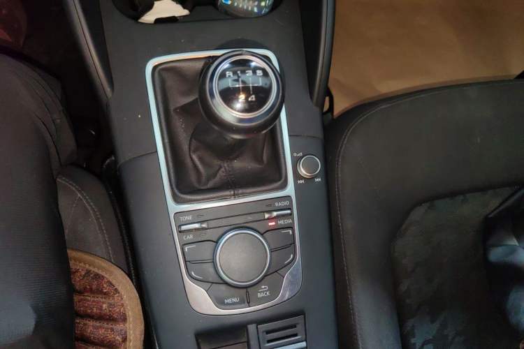 Used Audi A3 2015 Sportback 35 TFSI Manual Ambition Edition Gear Lever