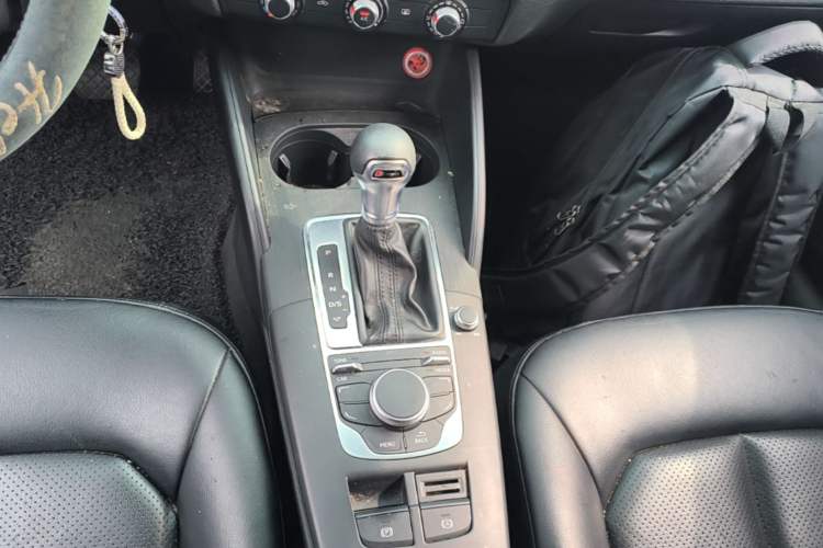 Used Audi A3 2015 Limousine 35 TFSI Millionth Anniversary Intelligent Leading Model Gear Lever